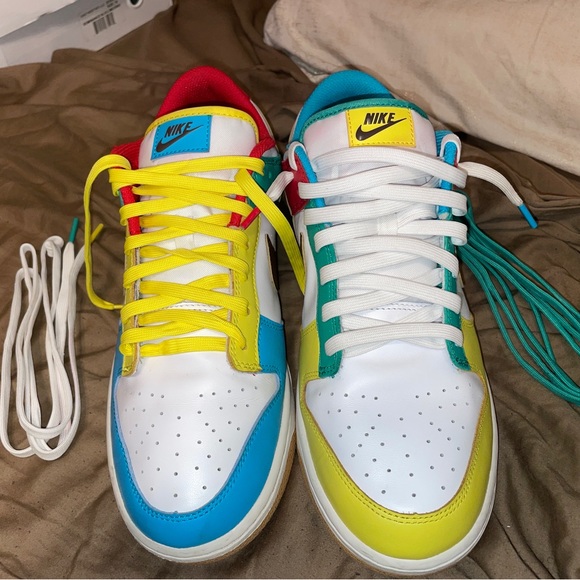 Dunks - Picture 4 of 4